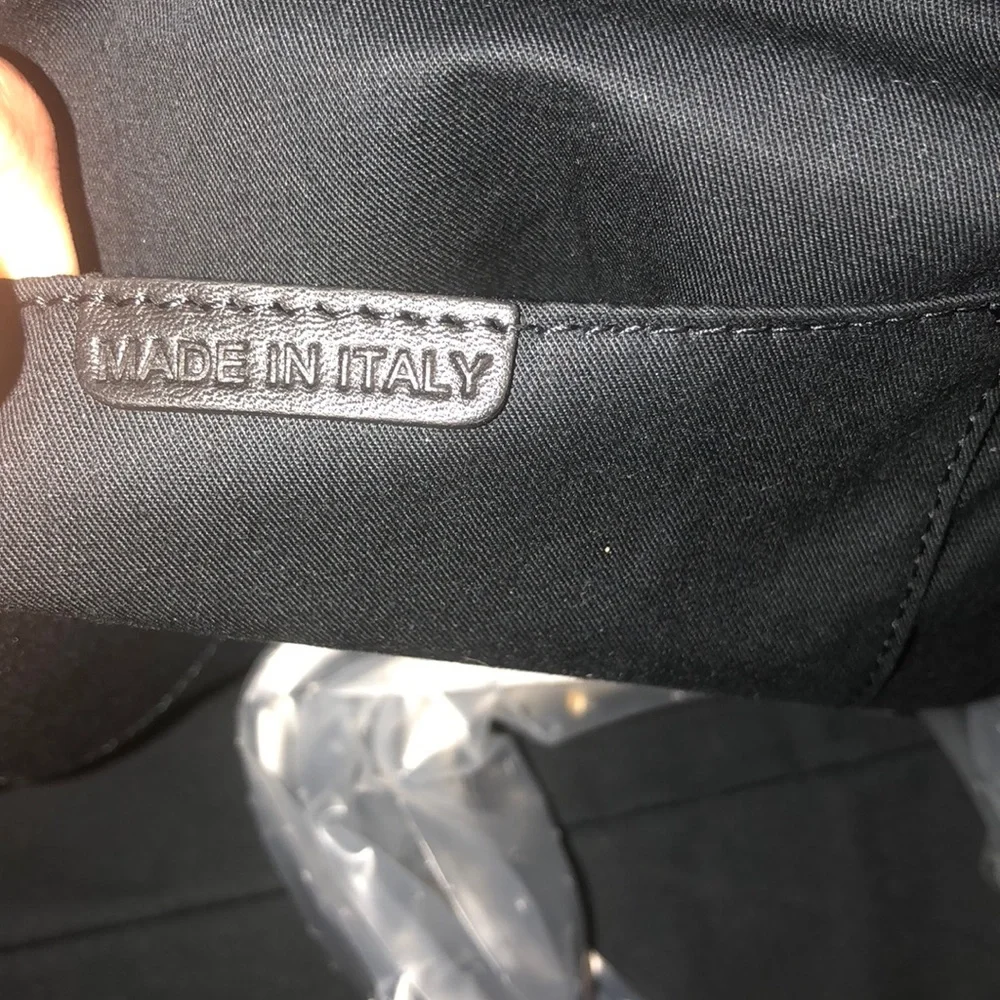 💙AUTHENTIC BURBERRY HAYMARKET GLADSTONE PURSE💙 - Picture 3 of 5